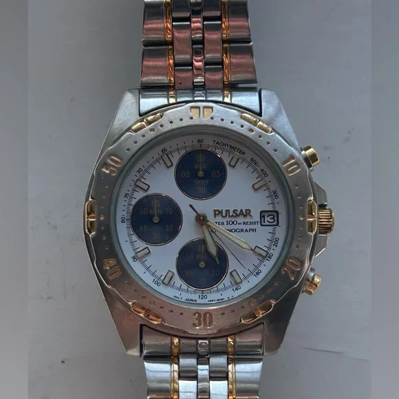 Pulsar by Seiko V657-8030 Men’s Chronograph Watch - Picture 2 of 6